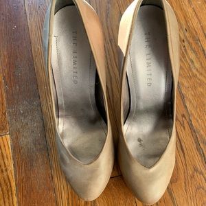 Tan/Cream The Limited Heels Size 10